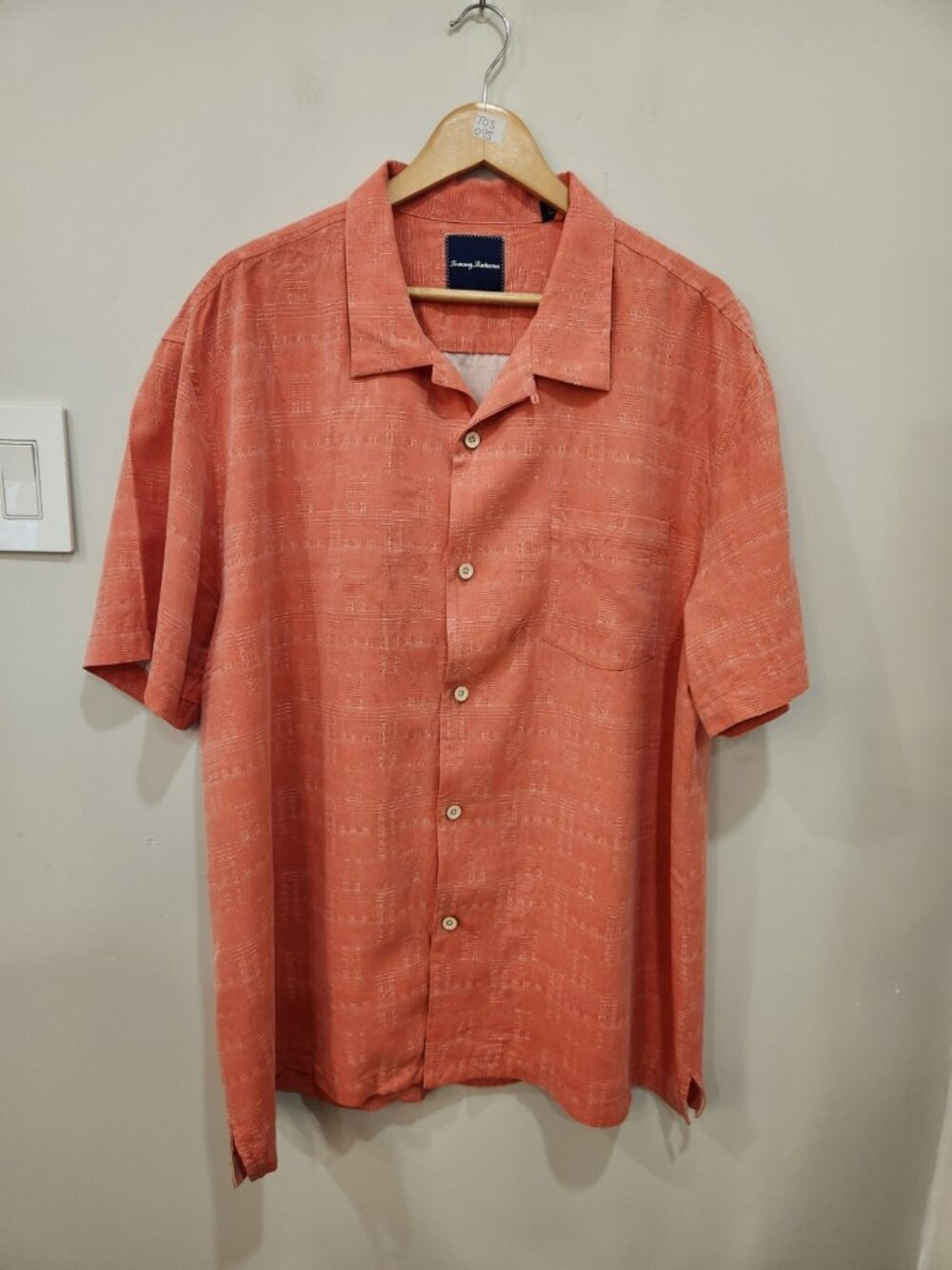 Tommy Bahama Mens XXL Hawaiian Shirt Salmon Pink Loop Collar 100% Silk